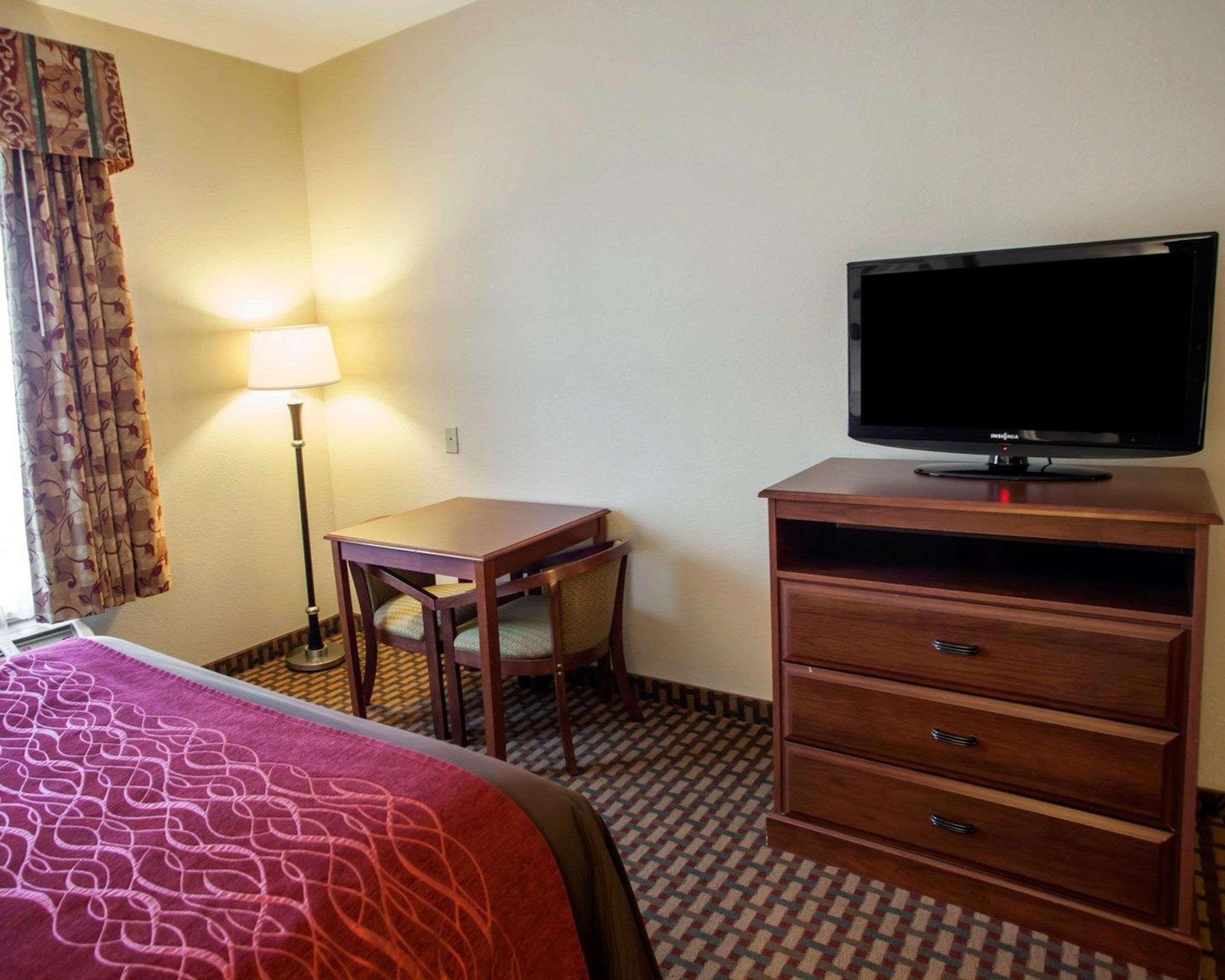 Comfort Inn & Suites Harrisonville Exterior foto